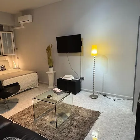 Basement Appartement *